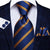 Cravatta Blu Navy con Strisce Arancioni
